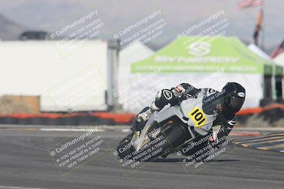 media/Jan-18-2026-CVMA (Sun) [[519f600f45]]/Race 12- Formula 40 MW and LW/